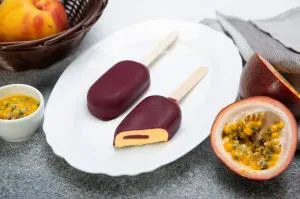Готовимся к лету – 3 идеи для мороженого с начинкой со вкусом маракуйи