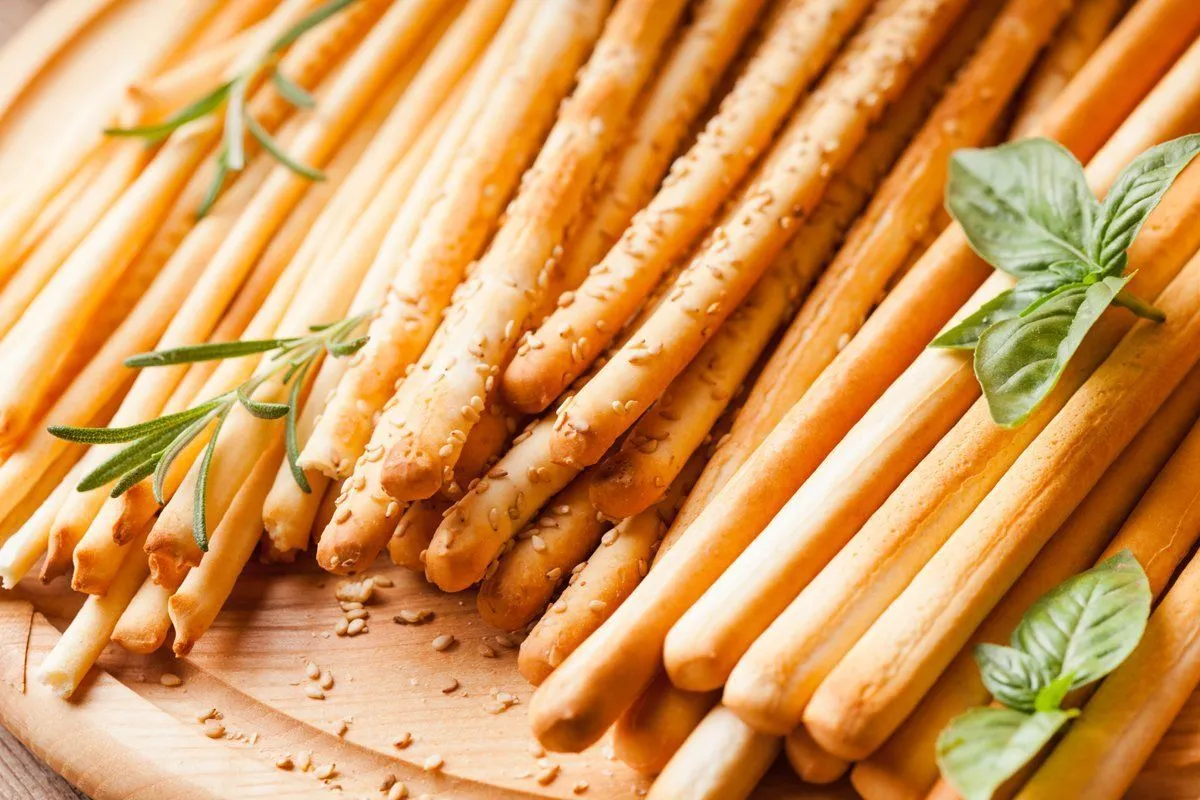 Снижение себестоимости без потери вкуса. Линейка вкусоароматических добавок DEL'AR® для хлебных палочек
