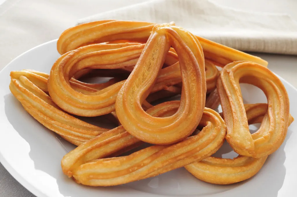 churros-latinoamerikanskie-ponchiki.jpg churros-latinoamerikanskie-ponchiki.jpg
