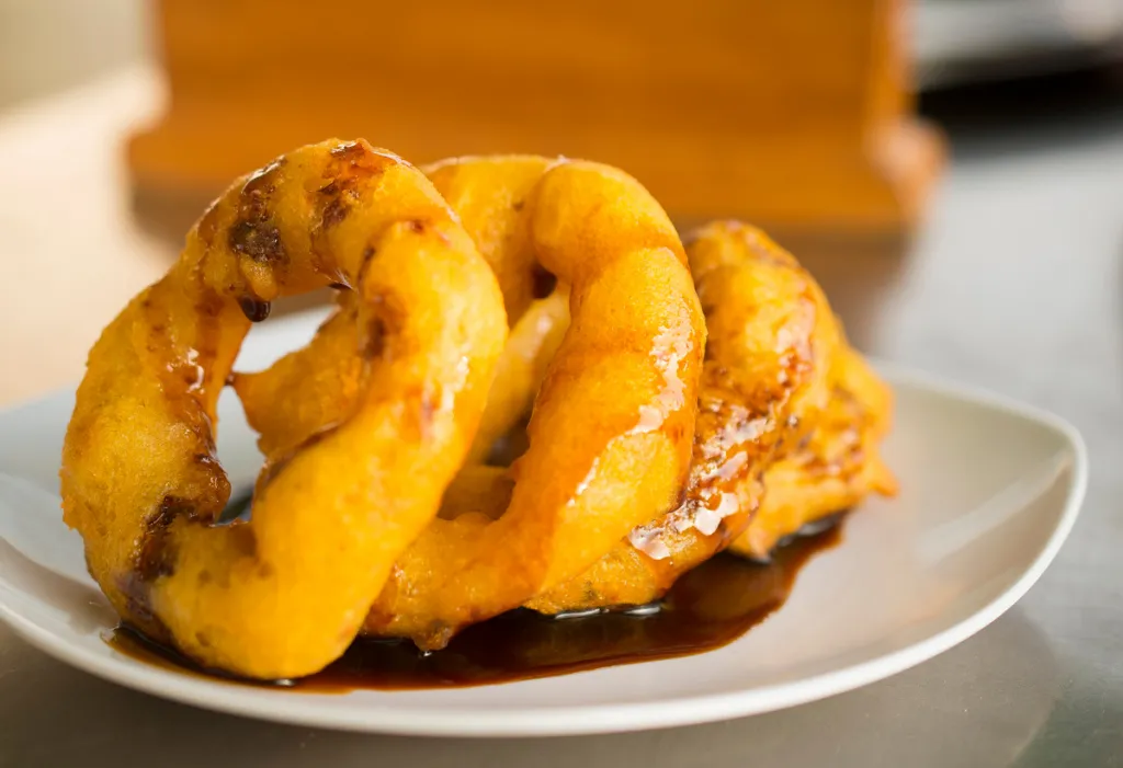 nepalskie-ponchiki-selroti.jpg